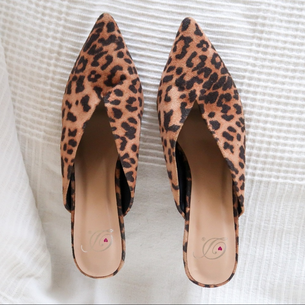 Leopard Kitten Heels - Picture 2 of 4